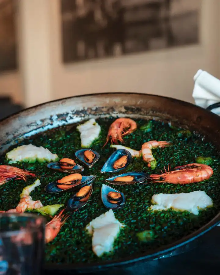 432592815_1576701676515406_5521897575276604537_n copy